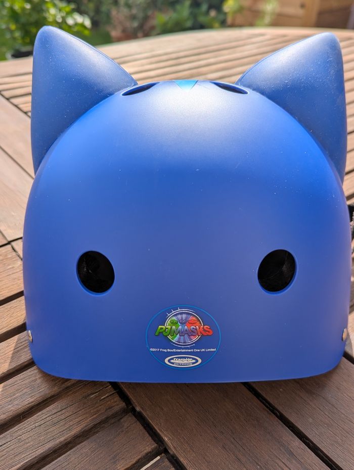 Casque vélo avec oreilles de chat pjmasks - photo numéro 2