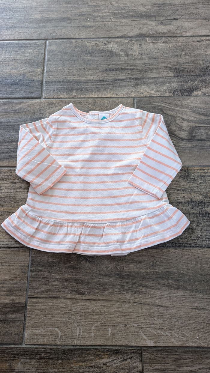 Lot de 10 vêtements - photo numéro 2