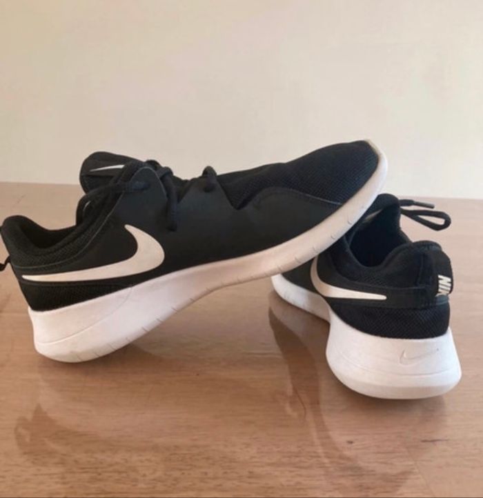 Basket sport nike Tessen GS pointure 38,5