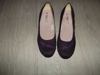 Escarpins TEX cuir peau violets taille 38 TBE