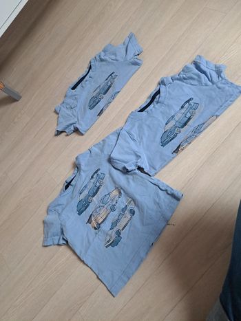 Lot 3 t-shirts