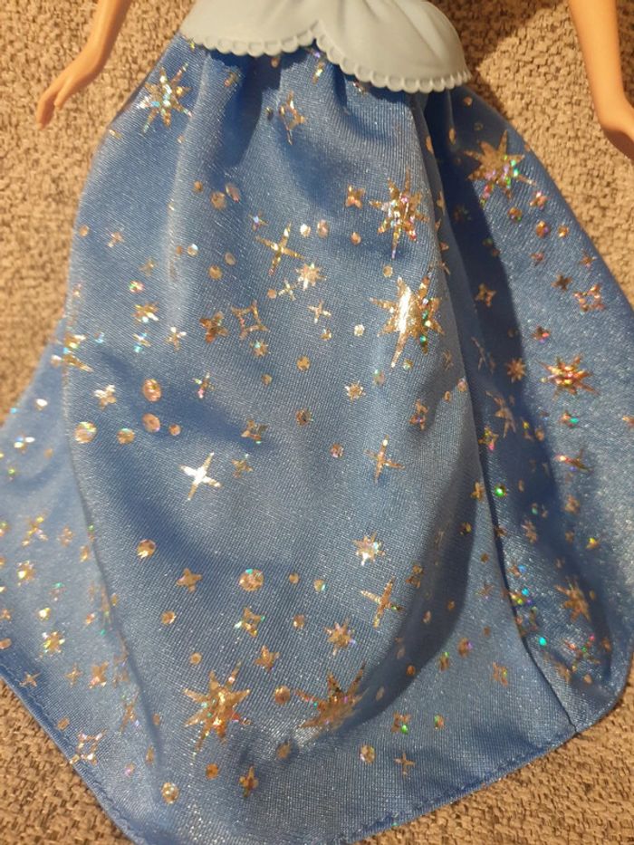 Barbie tourne robe - photo numéro 2