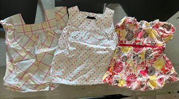 Lot 3 robes tuniques Vertbaudet