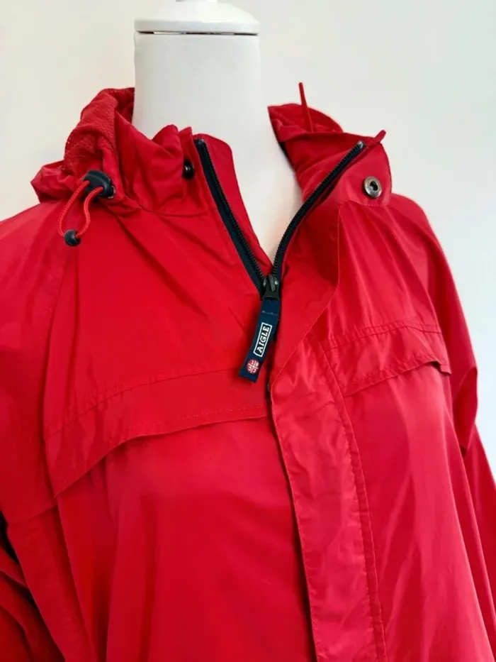 Veste de pluie Aigle femme S ou enfant 14 ans rouge en parfait état - photo numéro 2