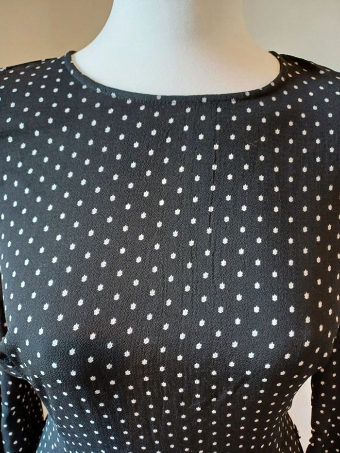 Robe noire légère à motifs Unique 21 taille S 36 - photo numéro 2