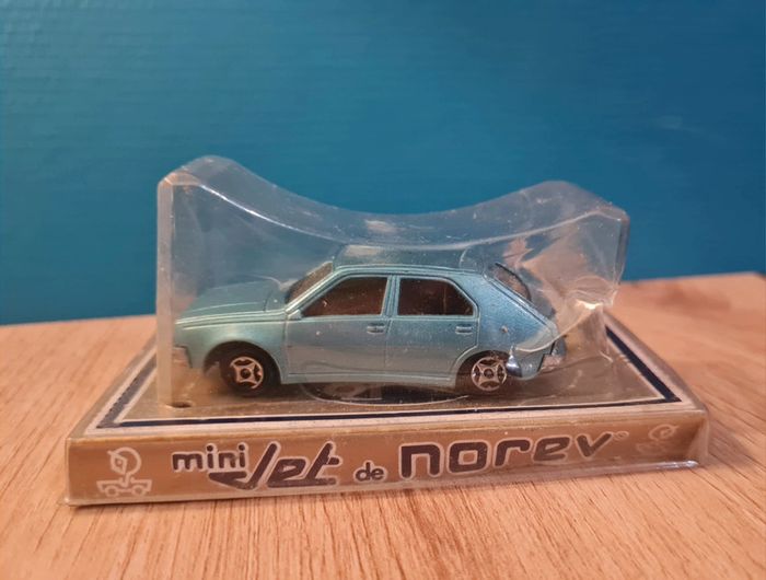 Mini Jet Norev 419 Renault 14