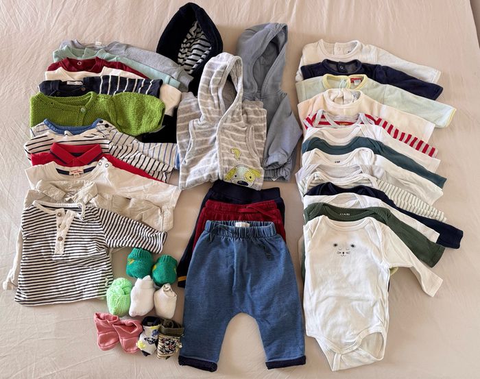 Lot vêtements garçon (taille 3 mois) - photo numéro 2