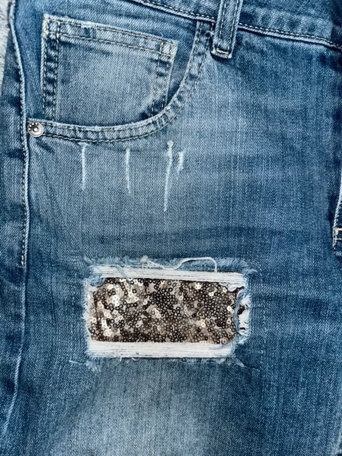 Short jean femme, short femme taille S, mini short en jean, short jeans déchiré - photo numéro 2