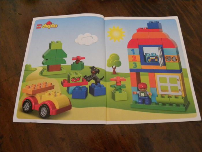 LEGO Duplo - 10572 - Ensemble créatif avec livret accompagnement - photo numéro 5