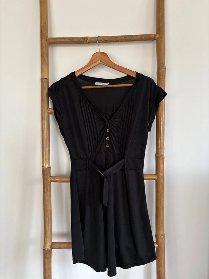 Robe noire