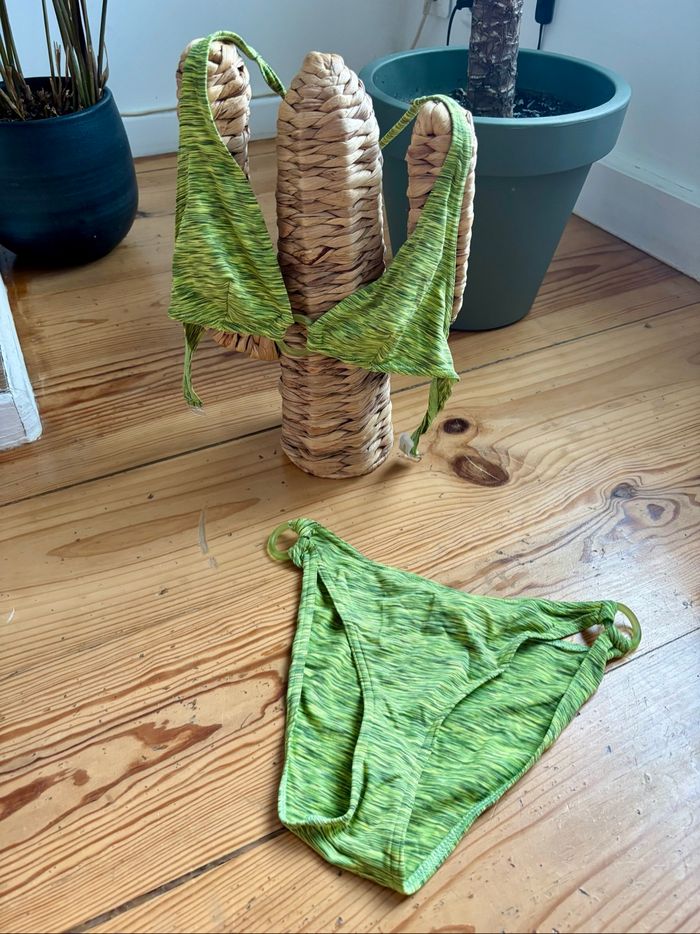 Maillot de bain 2 pièces taille 38 - photo numéro 2