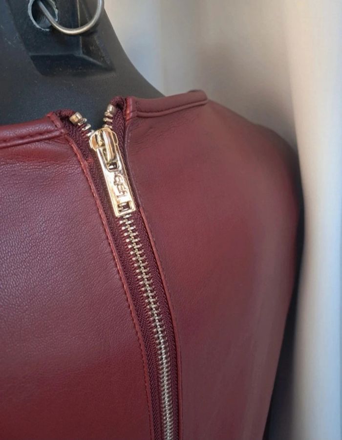 Les petites bombes robe simili T.36/38 - photo numéro 9