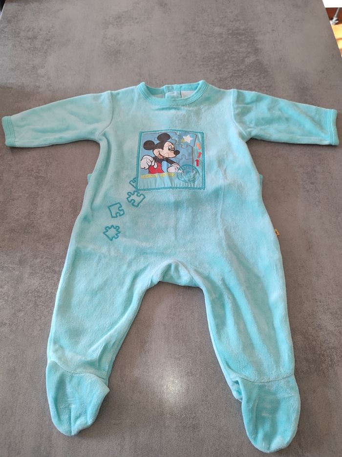 Pyjama bébé