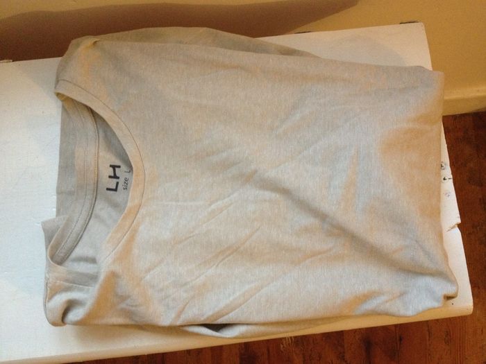 T shirt rayé beige/blanc ✧ regular ✧ col rond ✧ manches courtes ✧ look masculin ✧ taille 40 ✧ LH