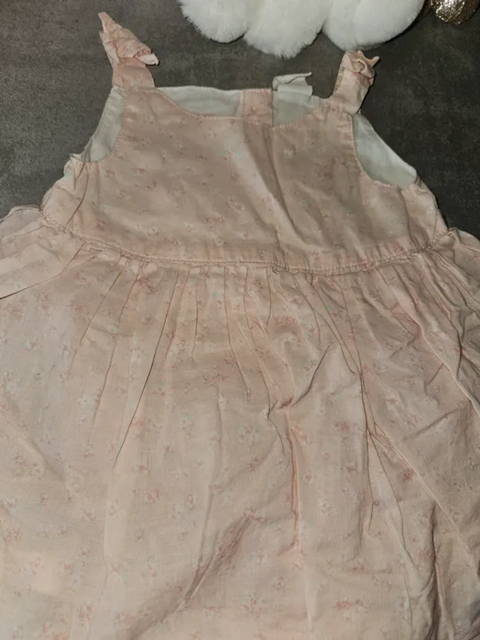 Robe 6-9mois 74cm - photo numéro 3