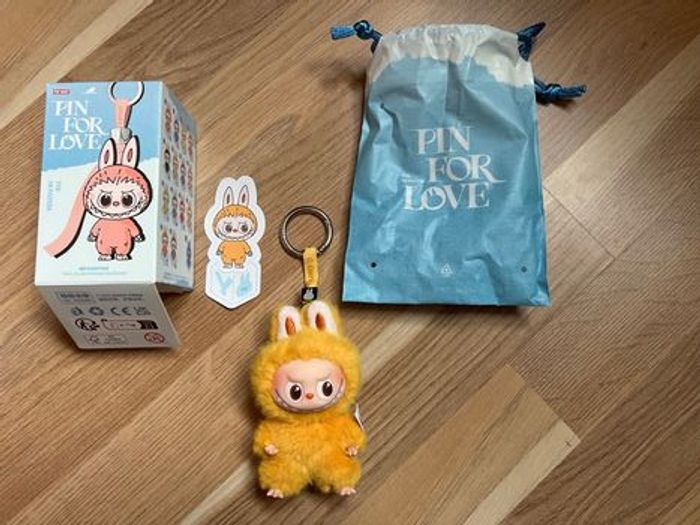Labubu Pin for Love Y