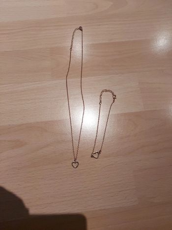 Collier et bracelet fantaisie dorés