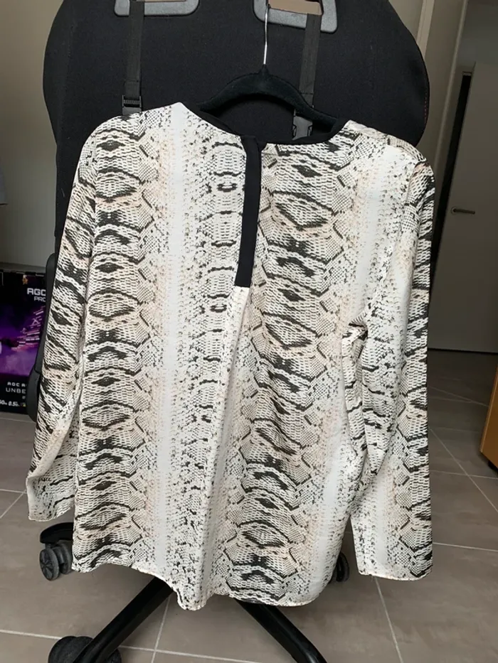 Blouse Zara imprimé croco taille M - photo numéro 4