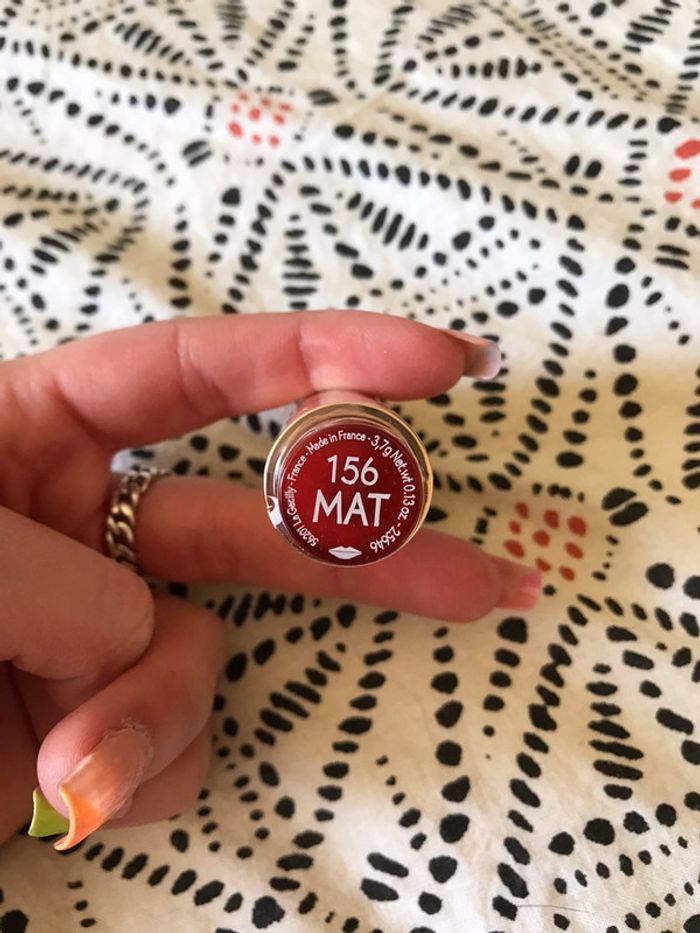 Rouge à lèvres - photo numéro 2