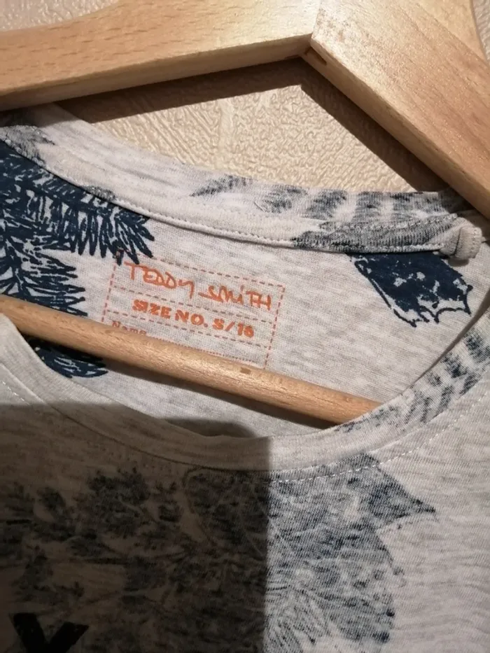Tee shirt Teddy Smith taille S ou 16 ans - photo numéro 2