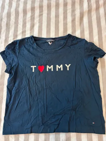 T-shirt Tommy Hilfiger taille L