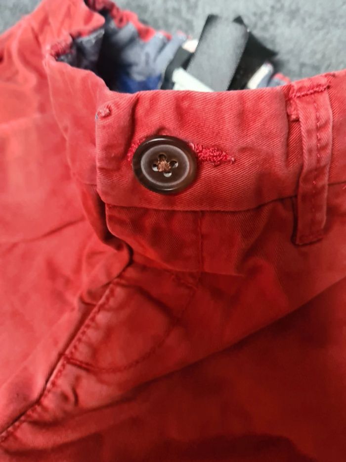 Jeans rouge 12/18 mois - photo numéro 3