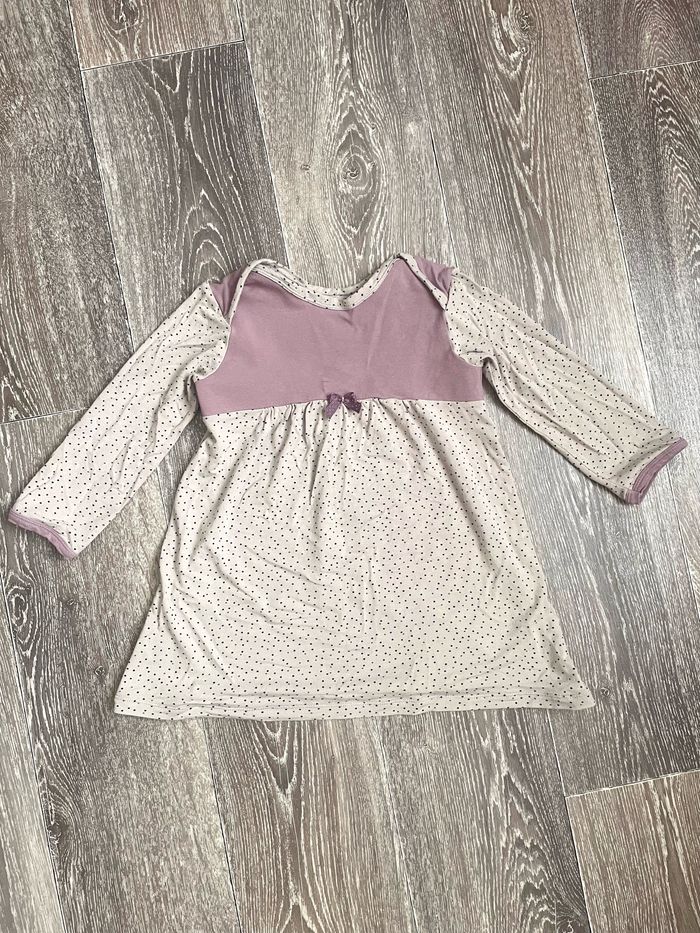 2 sous-pull et 1 robe 24 mois - photo numéro 2