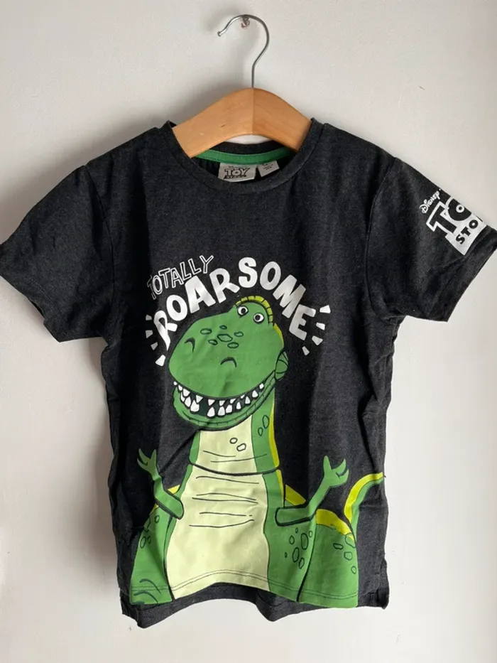 Tee shirt 5/6 ans Primark Toy Story
