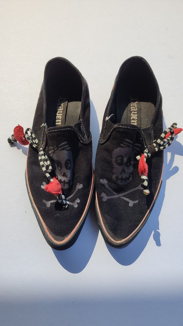 Basket Draven tête de mort T37