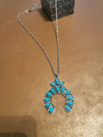 Collier et pendentif fer à cheval turquoise country