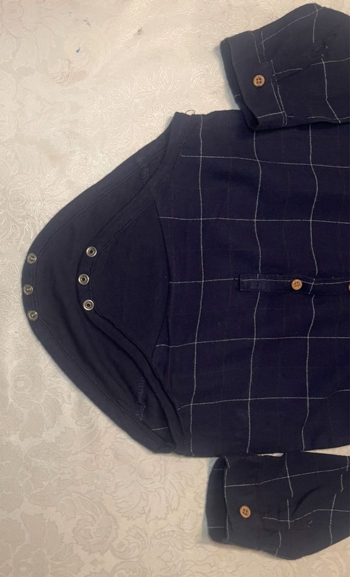 Body chemise KIABI bébé garçon 24 mois 👶 bleu marine à carreaux – look chic & pratique 💙 - photo numéro 5