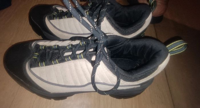 Baskets randonnée beige/noires Quechua - photo numéro 3