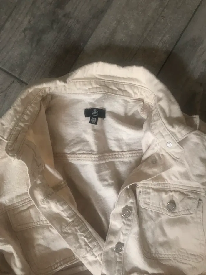 Veste jean courte missguided TBE Taille M - photo numéro 2