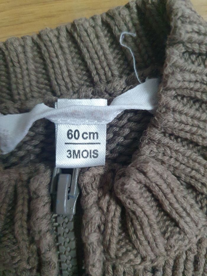 Gilet 3 mois - photo numéro 2