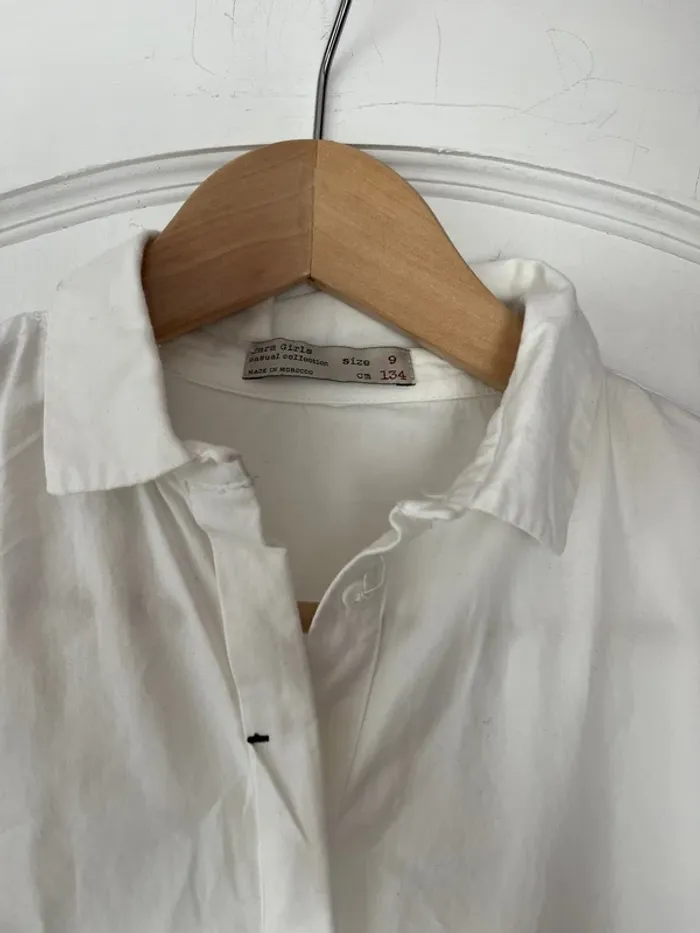 Chemise blanche fille – Zara Girls – 9 ans – Broderie noire - photo numéro 2