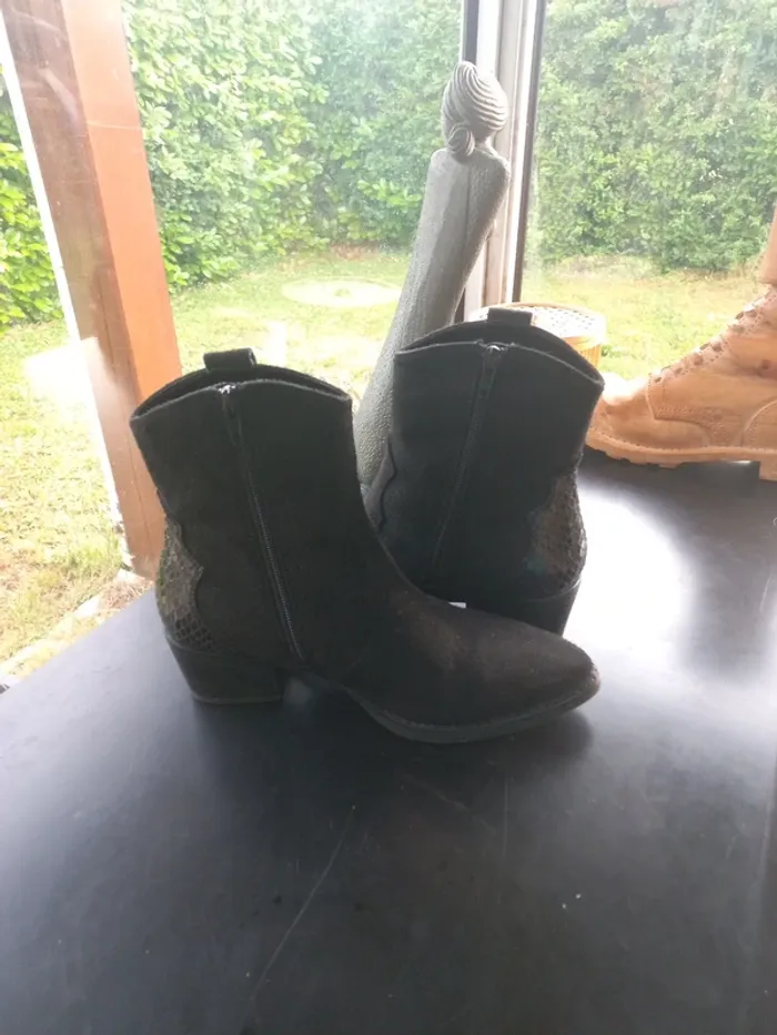 Botes noires - photo numéro 3