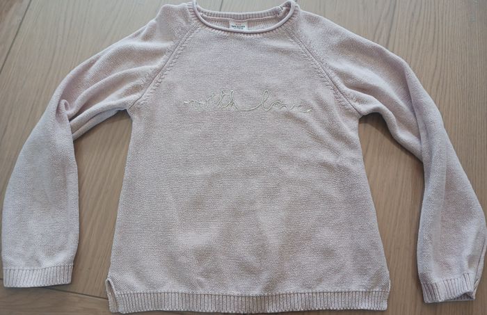 Pull rose pâle