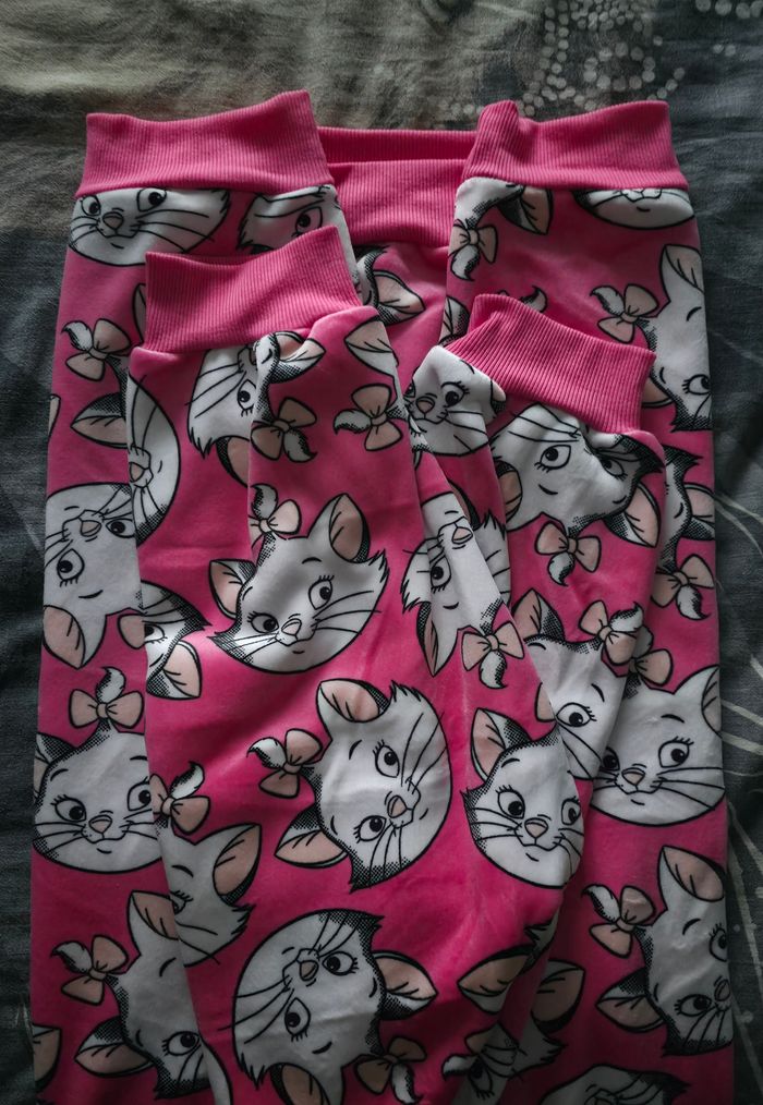 Pull/Sweat Undiz Disney Marie XL - photo numéro 3