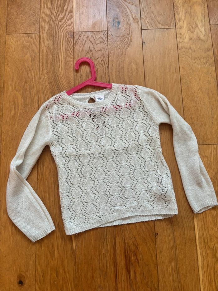 Pull ajouré T8ans - photo numéro 5