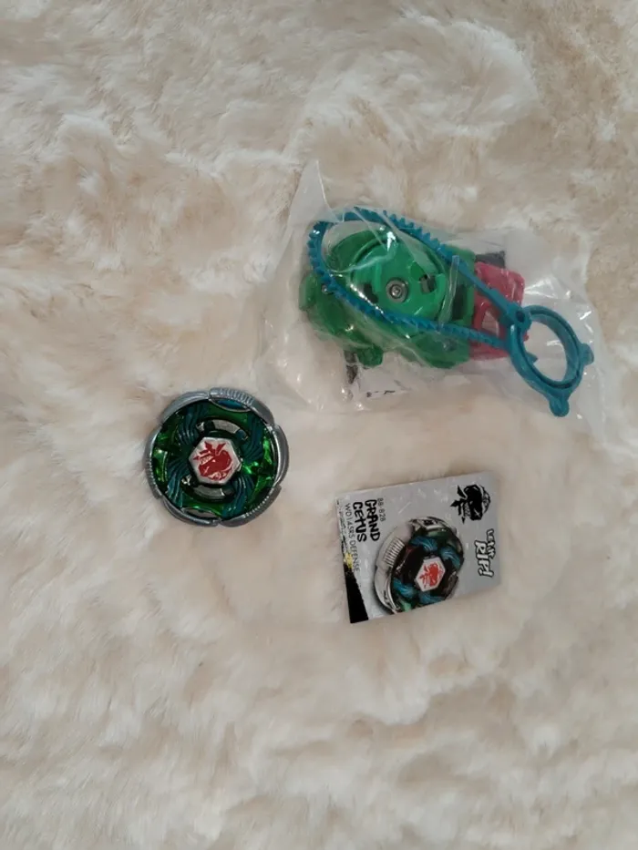 Toupie Beyblade Métal Master - photo numéro 2
