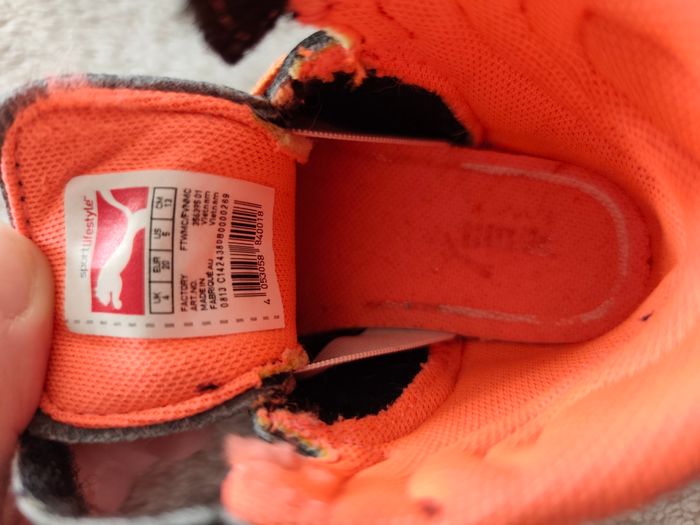 Baskets bébé Puma noir et orange – taille 20 - photo numéro 9