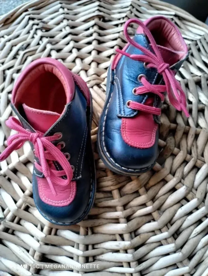 🖤 Clarks Montantes Intégral Cuir – Pointure 23 – Peu Portées – Très Bon État - photo numéro 8