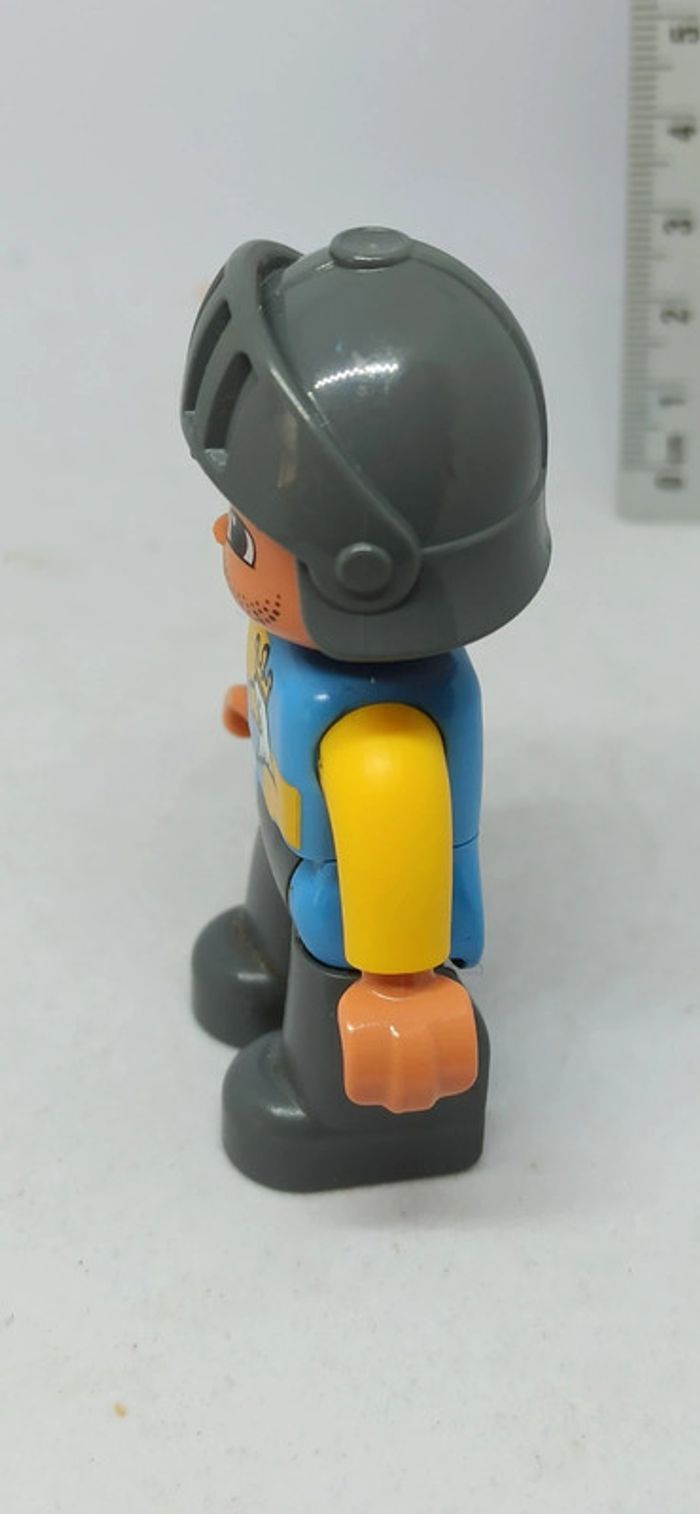 Homme chevalier haut jaune et bleu motif aigle lego duplo - photo numéro 4