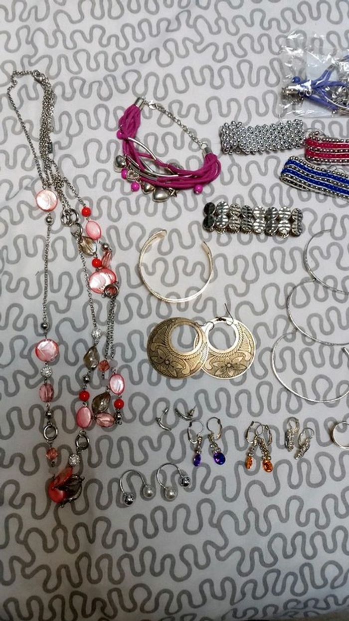 Lot bijoux fantaisies - photo numéro 3