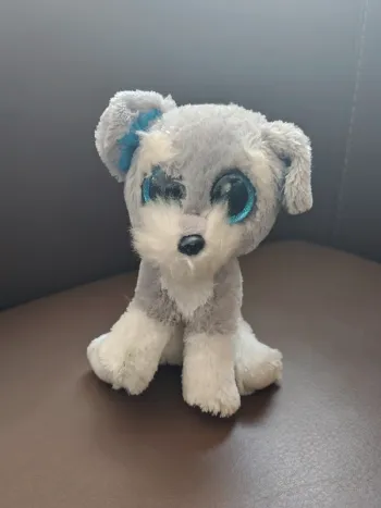 Ty Beani boo's Whiskers est un adorable chien en peluche de 15 cm