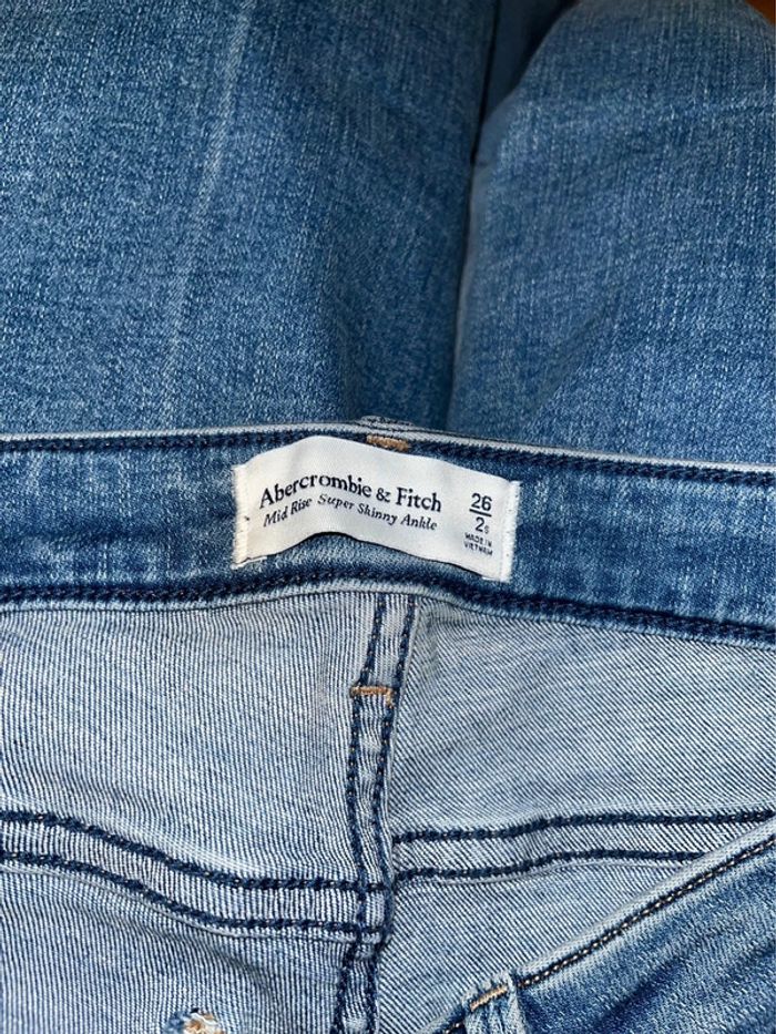 Jean déchiré bleu, taille S - photo numéro 6