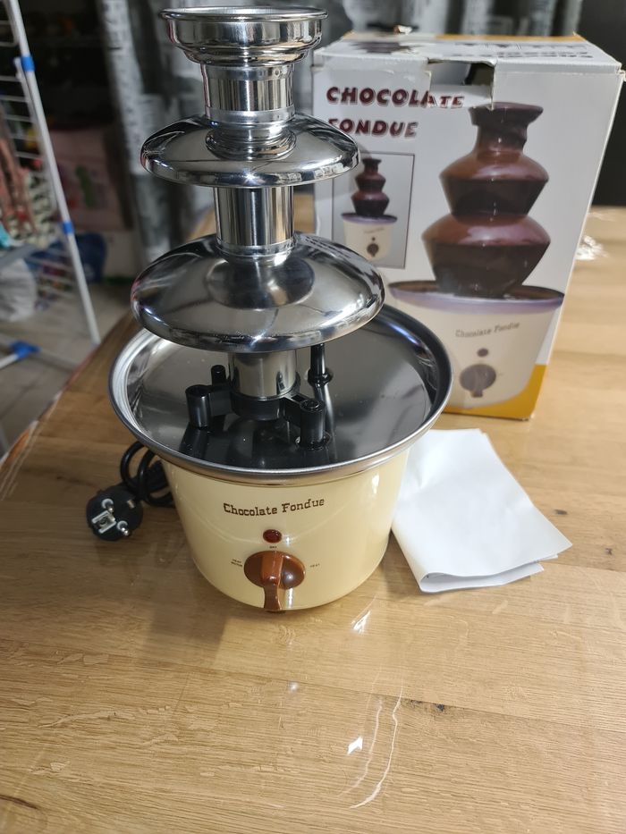 Neuve fontaine à Chocolat/Fondue,