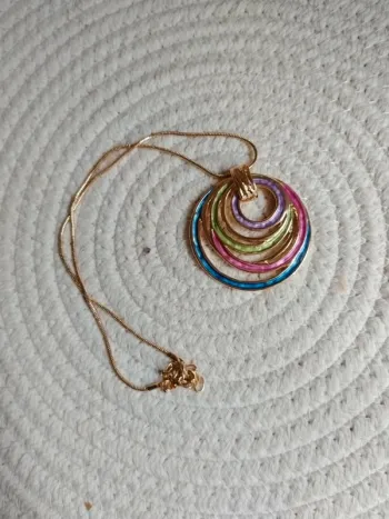 Collier fantaisie