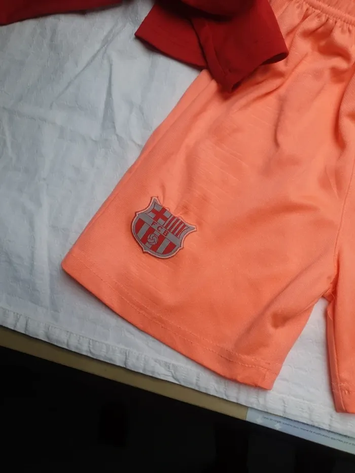 Lot de 2 shorts taille 6/8ans - photo numéro 3