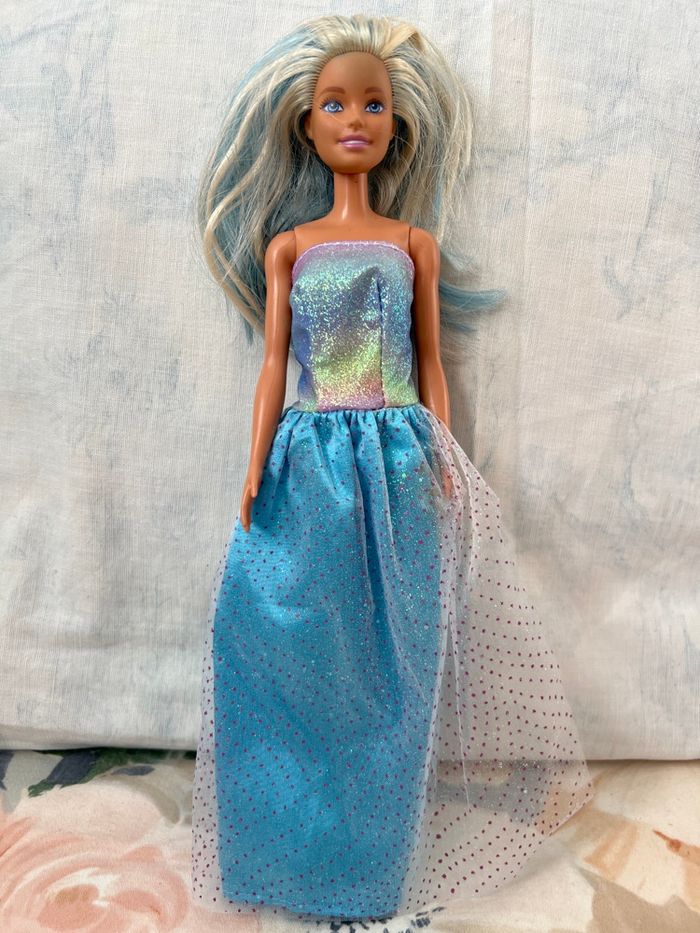 Poupée barbie - photo numéro 2